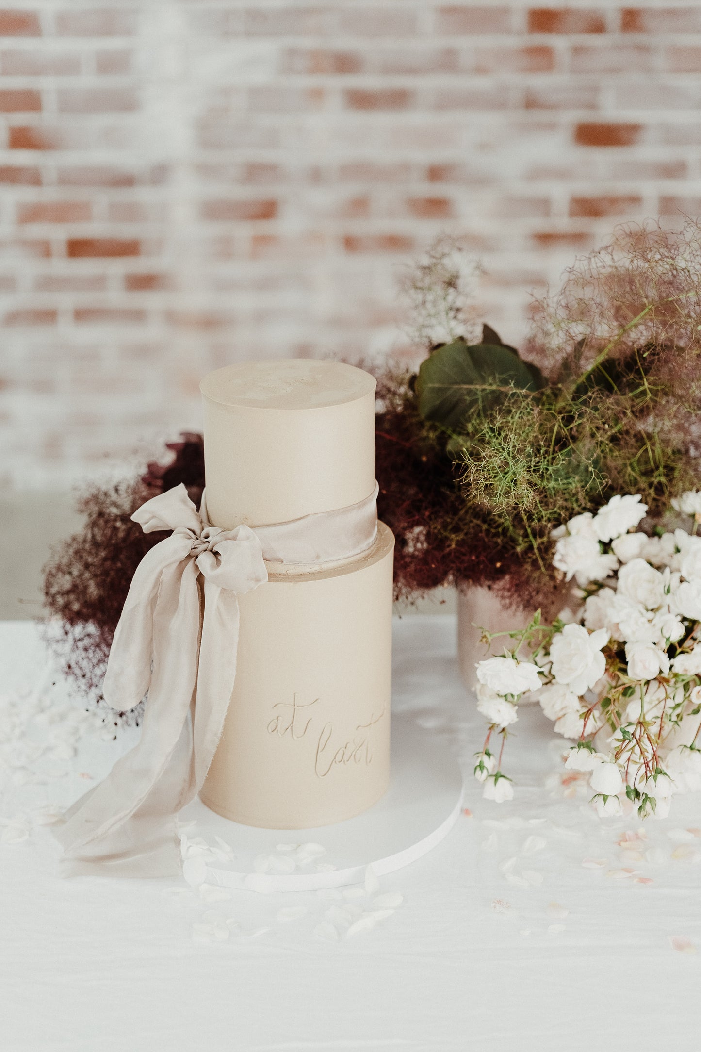 Wedding Abstract Modern Cake